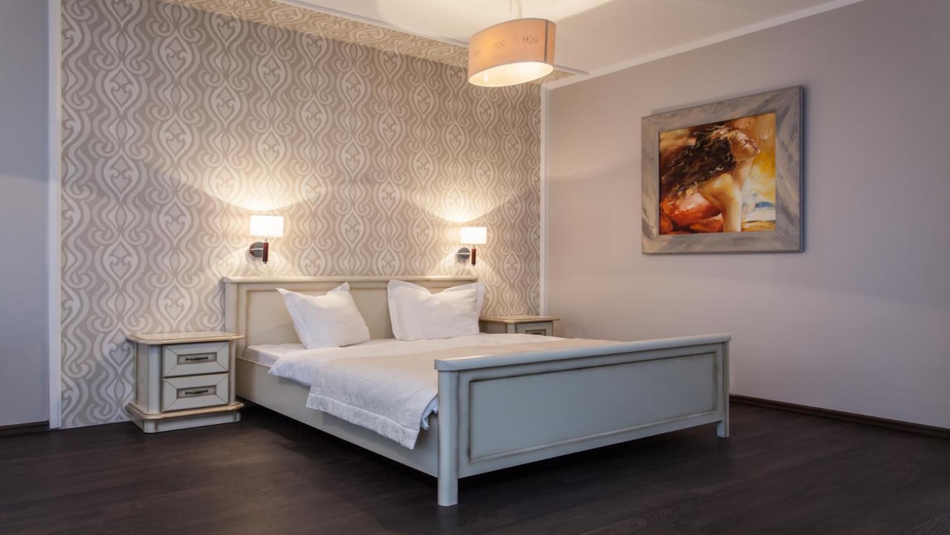 Hotel Grzegorzewski Tuszyn Bagian luar foto