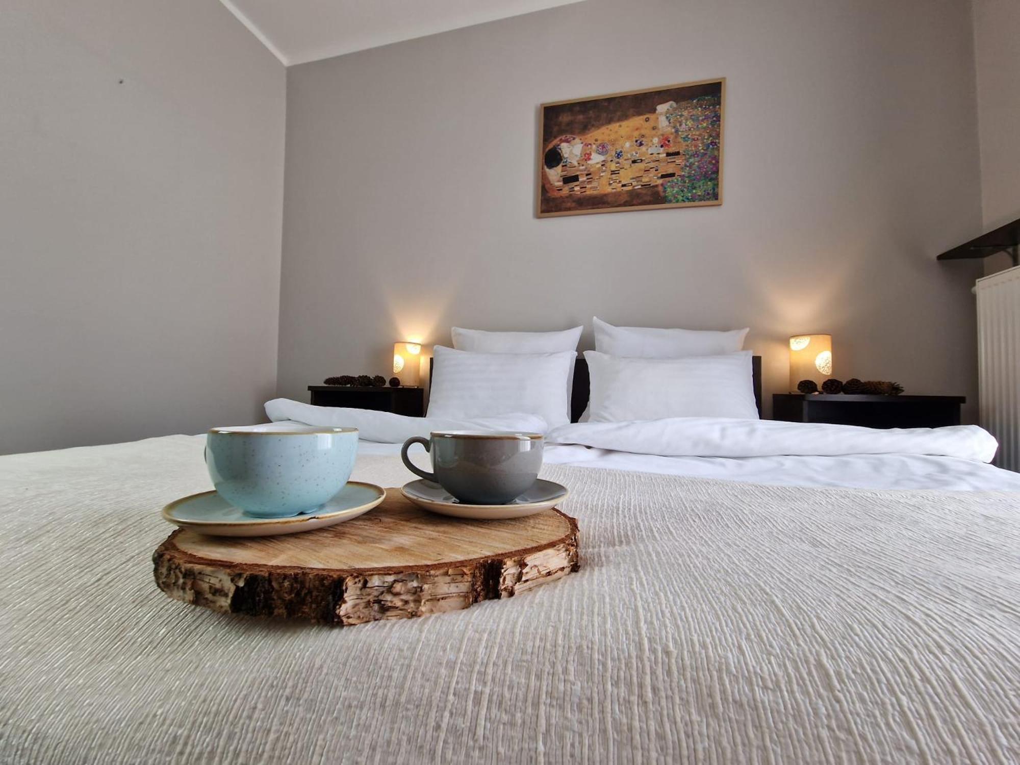 Hotel Grzegorzewski Tuszyn Bagian luar foto
