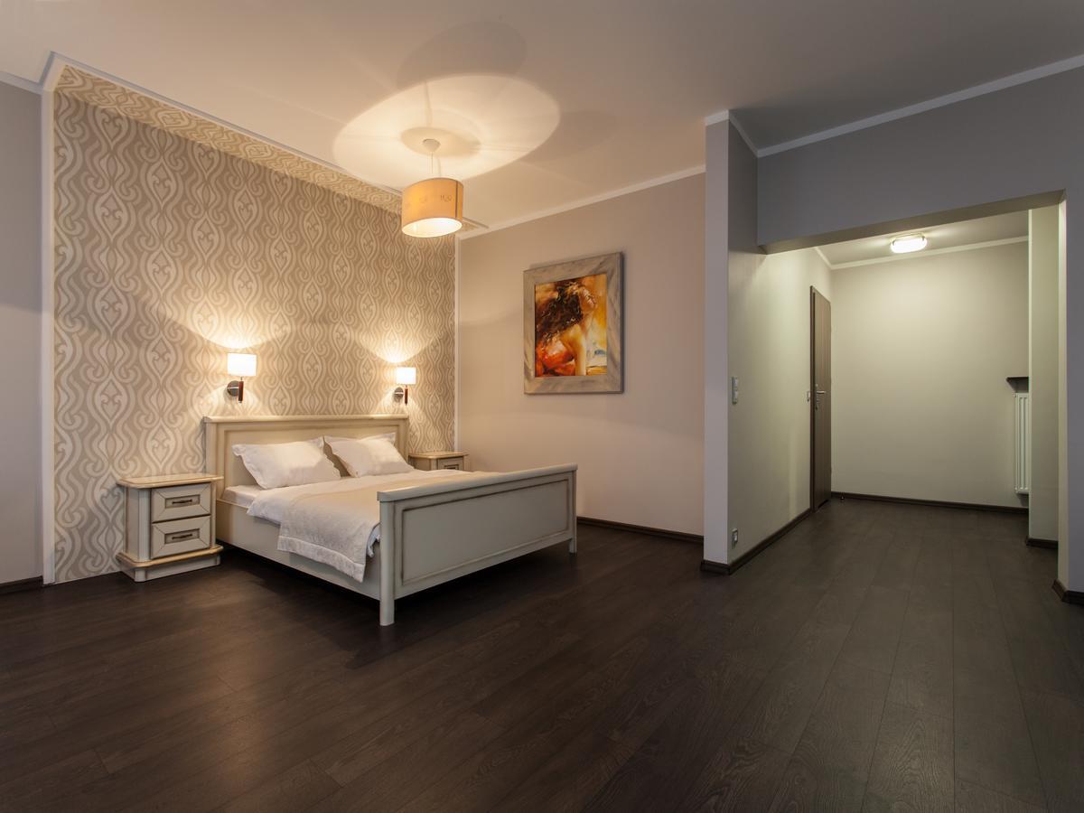 Hotel Grzegorzewski Tuszyn Ruang foto